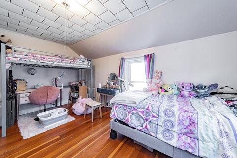 11 Storrs St, Ware, MA 01082 photo 17