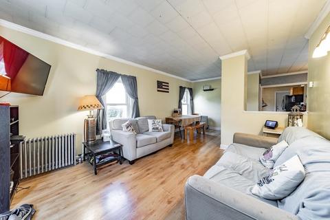 11 Storrs St, Ware, MA 01082 photo 5
