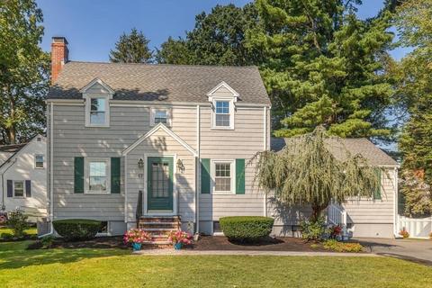 17 Avalon Rd, Stoneham, MA 02180 photo 1