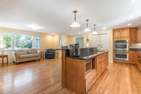 17 Avalon Rd, Stoneham, MA 02180 photo 15