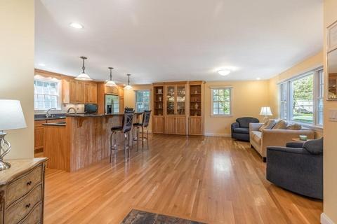 17 Avalon Rd, Stoneham, MA 02180 photo 12