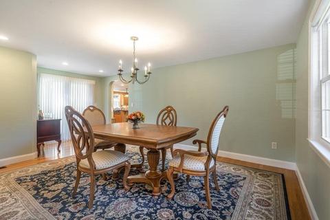 17 Avalon Rd, Stoneham, MA 02180 photo 9