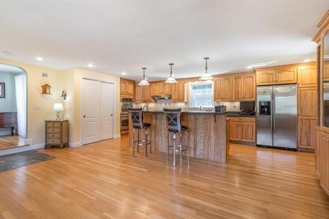 17 Avalon Rd, Stoneham, MA 02180 photo 14