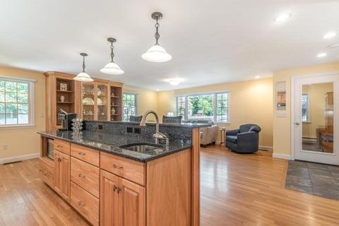 17 Avalon Rd, Stoneham, MA 02180 photo 18