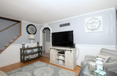 83 Mayflower Ln, Wareham, MA 02538 photo 5
