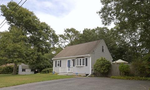 83 Mayflower Ln, Wareham, MA 02538 photo 1