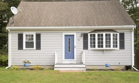83 Mayflower Ln, Wareham, MA 02538 photo 2