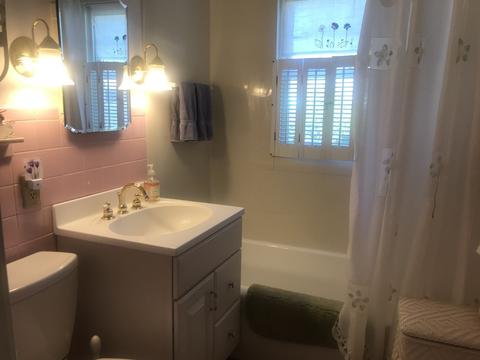213 Windemere St, Springfield, MA 01104 photo 9