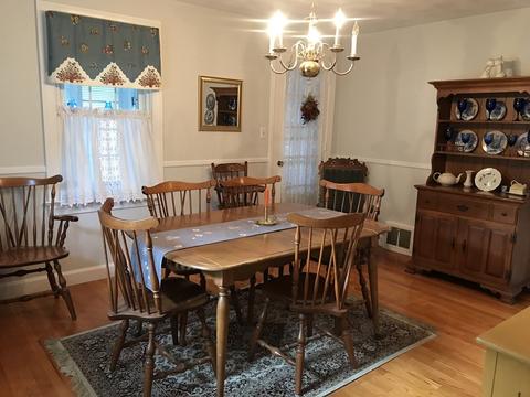 213 Windemere St, Springfield, MA 01104 photo 3