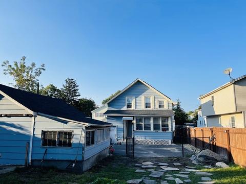 17 Pequot St, Springfield, MA 01151 photo 5