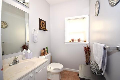 22 Arrowsic St, Worcester, MA 01606 photo 17