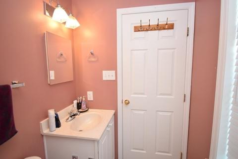 22 Arrowsic St, Worcester, MA 01606 photo 25