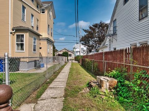 219 Buffinton St, Fall River, MA 02721 photo 37