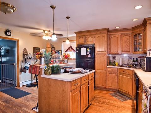 219 Buffinton St, Fall River, MA 02721 photo 8