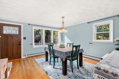 6 Summer Ave, Reading, MA 01867 photo 3