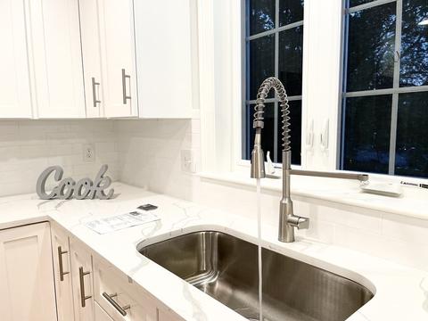 102 Cherry St, Framingham, MA 01701 photo 6