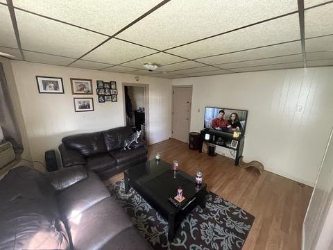 8 Bourne St, Worcester, MA 01606 photo 3
