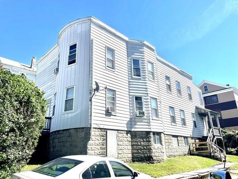 8 Bourne St, Worcester, MA 01606 photo 2