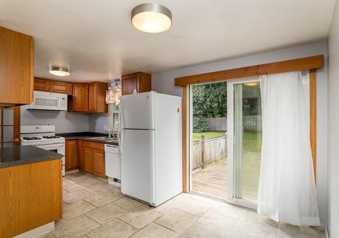 37 Paulk Ter, Springfield, MA 01128 photo 10