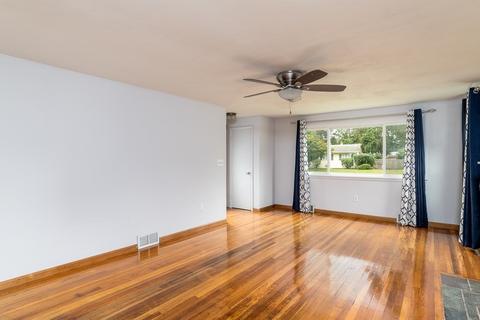 37 Paulk Ter, Springfield, MA 01128 photo 6