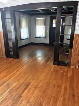 14 Schley St, Springfield, MA 01109 photo 7