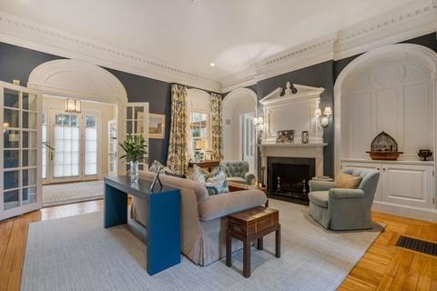 734 High St, Dedham, MA 02026 photo 11