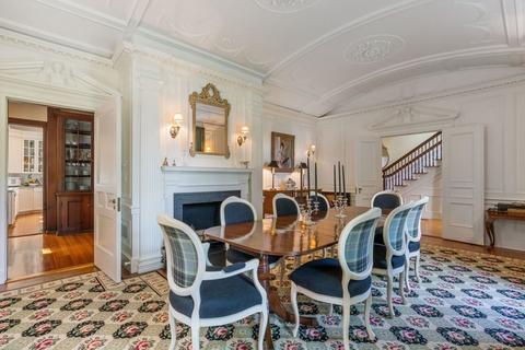 734 High St, Dedham, MA 02026 photo 5