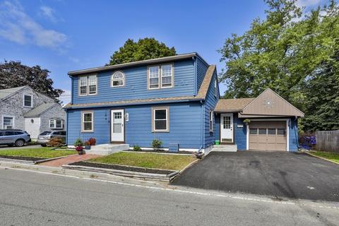 4 Spring St, Salisbury, MA 01952 photo 2