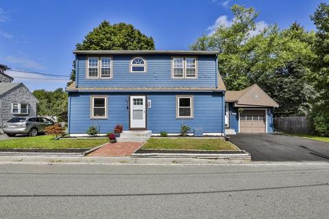 4 Spring St, Salisbury, MA 01952 photo 1
