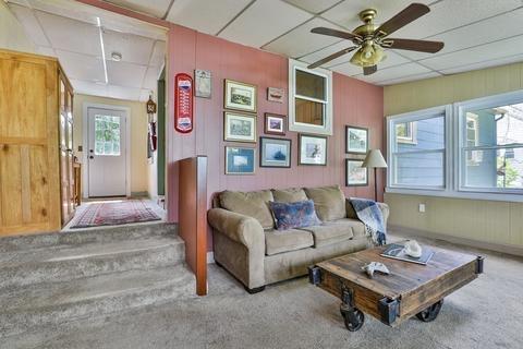 4 Spring St, Salisbury, MA 01952 photo 11