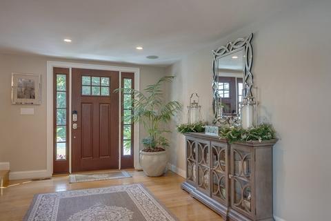 5 Douglas Ave, Beverly, MA 01915 photo 4