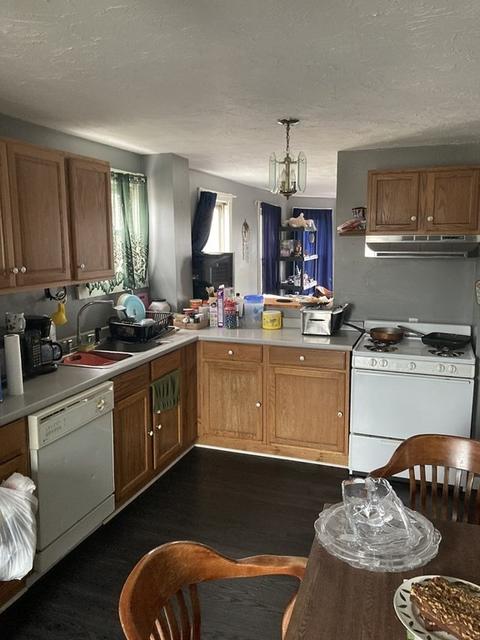 349 Buffinton St, Fall River, MA 02721 photo 16