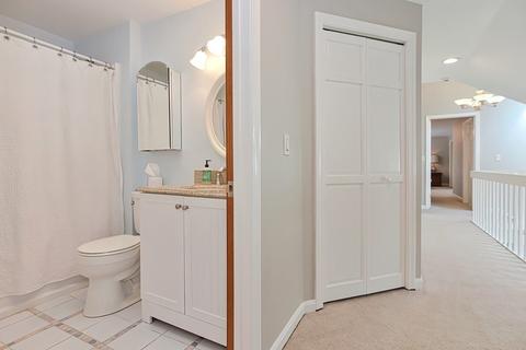 8 Fox Holw, Worcester, MA 01605 photo 29
