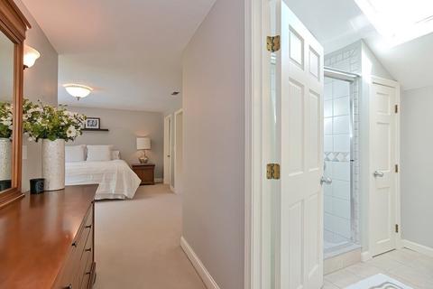 8 Fox Holw, Worcester, MA 01605 photo 20