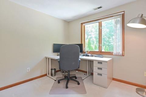 8 Fox Holw, Worcester, MA 01605 photo 27