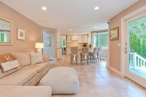 8 Fox Holw, Worcester, MA 01605 photo 13