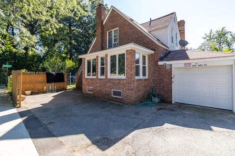 64 Saint James Cir, Springfield, MA 01104 photo 19
