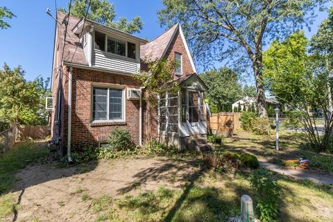 64 Saint James Cir, Springfield, MA 01104 photo 3