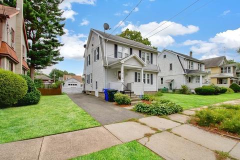 89 Athol St, Springfield, MA 01107 photo 2
