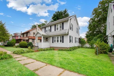 89 Athol St, Springfield, MA 01107 photo 3
