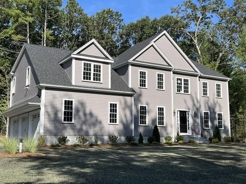 44 Hartford Ave E, Mendon, MA 01756 photo 2