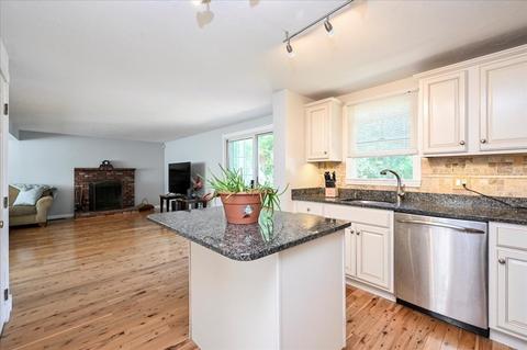 9 Anchorage Dr, Wareham, MA 02571 photo 15