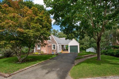 1 Sycamore Ln, Hingham, MA 02043 photo 3