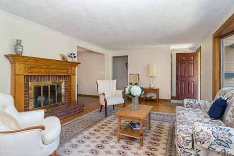 59 Alden Rd, Needham, MA 02492 photo 4