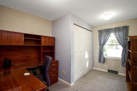 146 Spear Rd, Springfield, MA 01119 photo 17