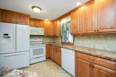 146 Spear Rd, Springfield, MA 01119 photo 3