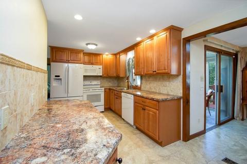 146 Spear Rd, Springfield, MA 01119 photo 6