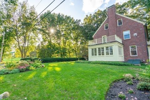 60 Dover Rd, Wellesley, MA 02482 photo 32