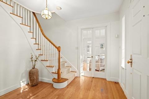 60 Dover Rd, Wellesley, MA 02482 photo 4