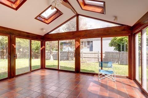 28 Spring Valley Rd, Worcester, MA 01609 photo 17